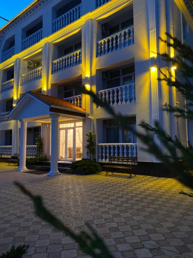 Олимп Hotell Zaliznyi Port Exteriör bild