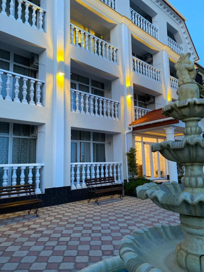 Олимп Hotell Zaliznyi Port Exteriör bild